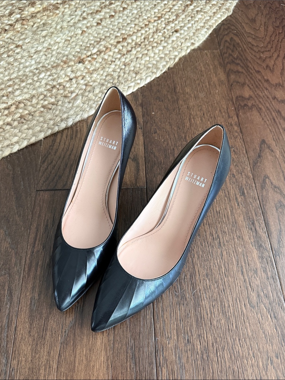 Stuart Weitzman Black Pointed Leather Pumps with Subtle Sheen